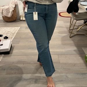 Good American Good Vintage Straight Leg Jeans Size ___ NWT